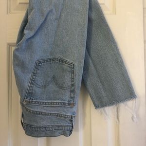 Levi’s 501 Skinny Button Fly denim. Medium rise size 27